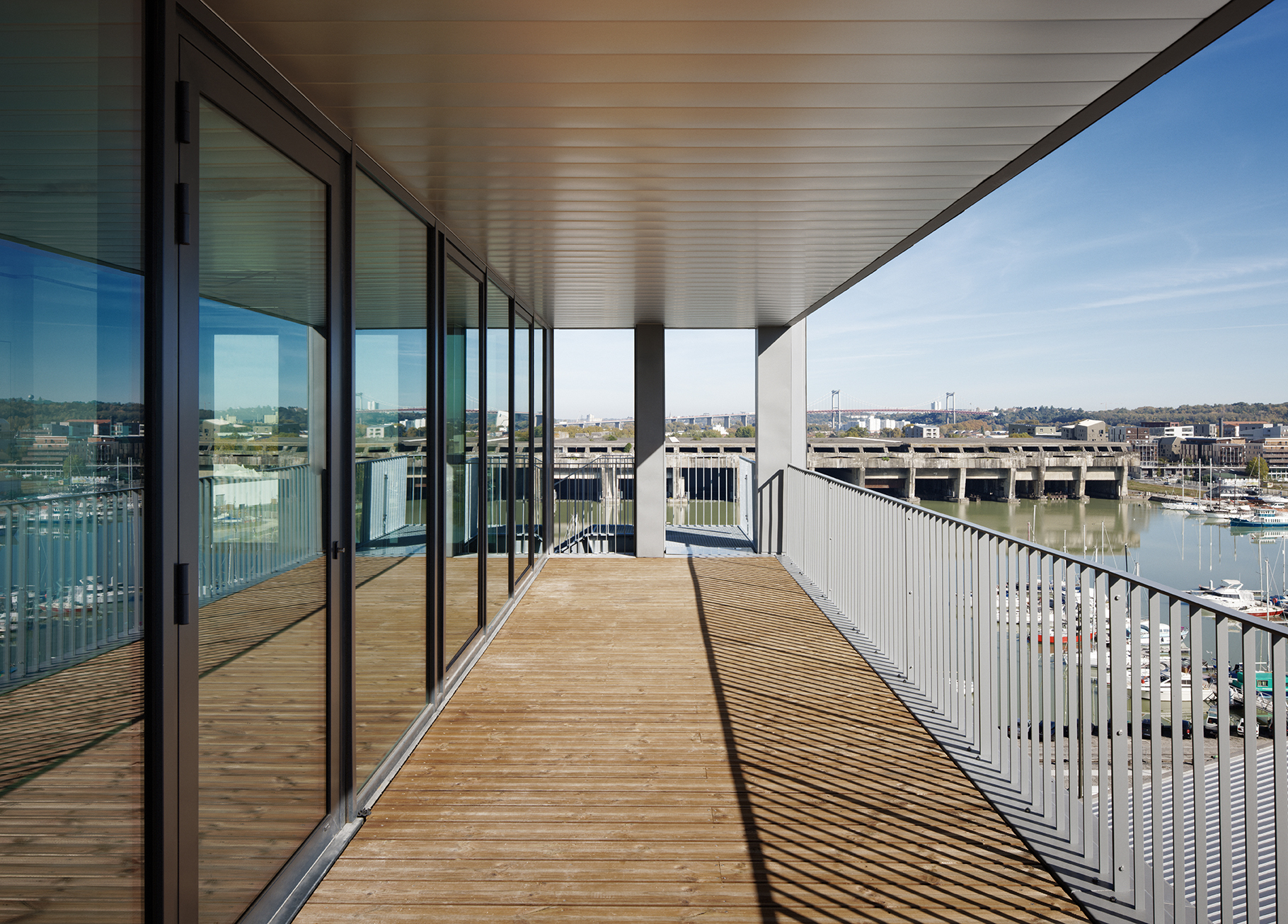 Bureaux aux Bassins à flot bureaux-bassins-flot-bordeaux02