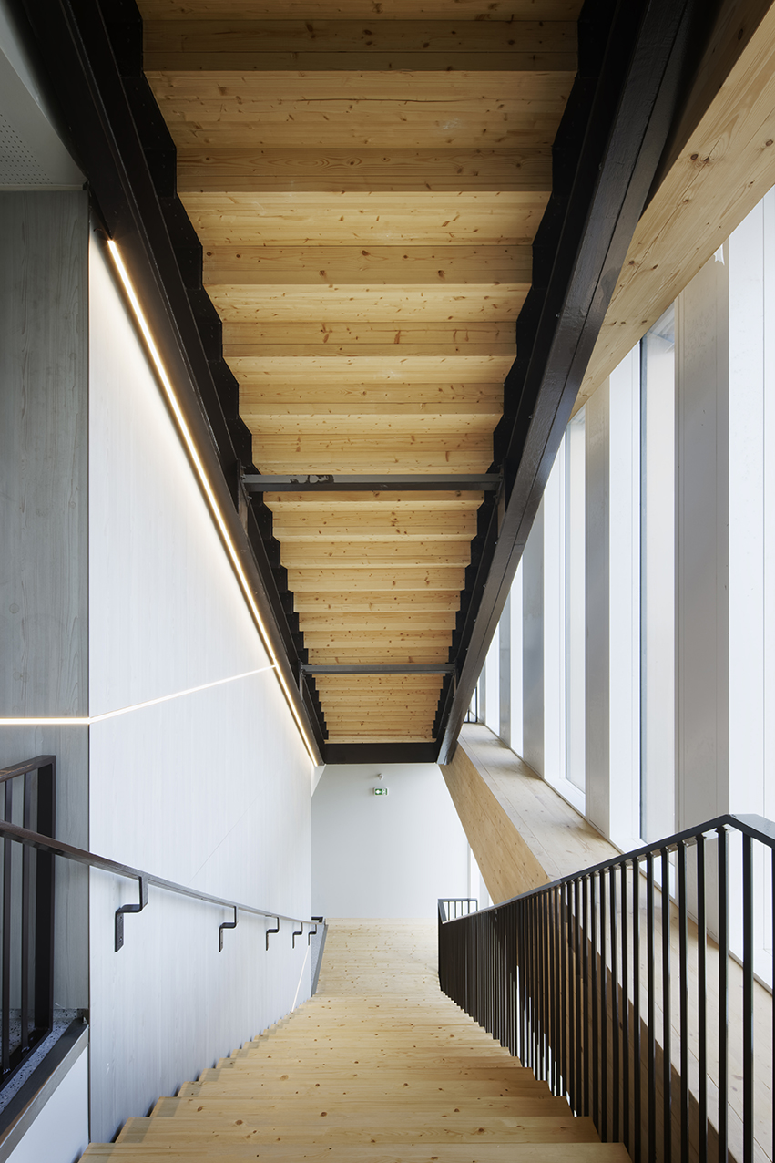 Bureaux en structure bois, quartier de la Montjoie bureaux-montjoie-saint-denis-24