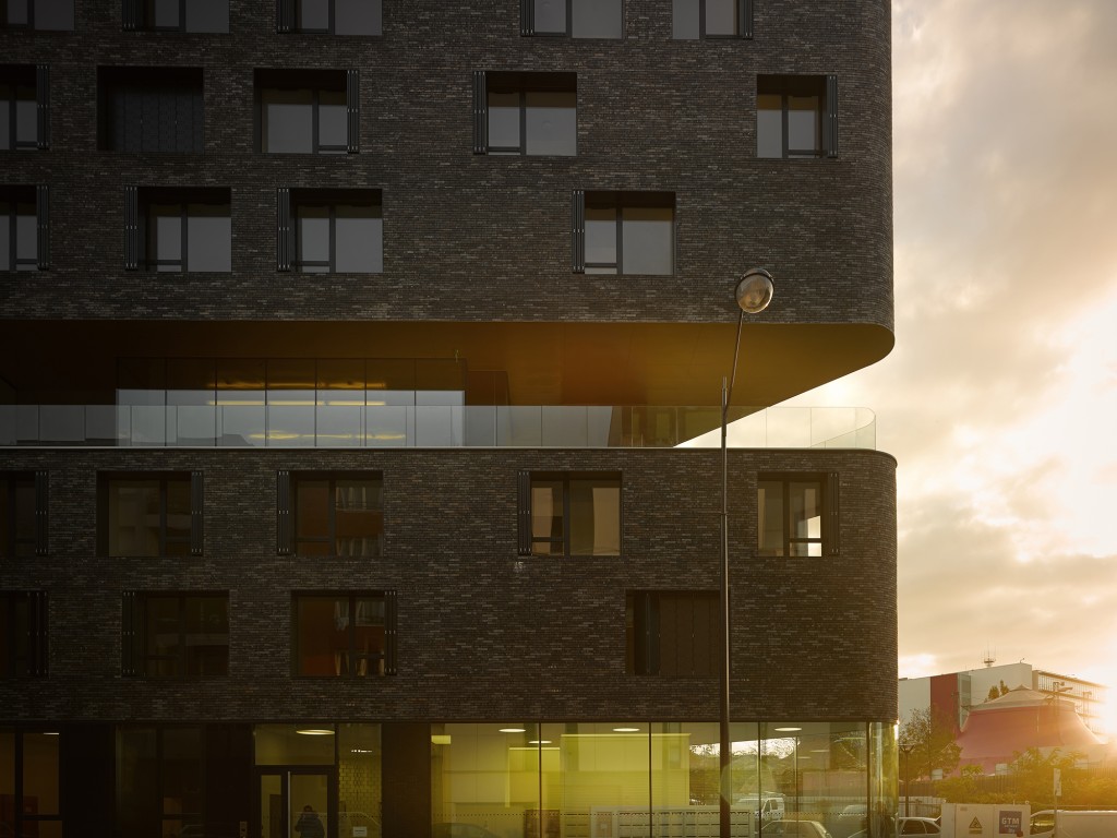 Young workers residence and nursery, Porte des Lilas foyer-jeunes-travailleurs-creche-porte-lilas-chapeau