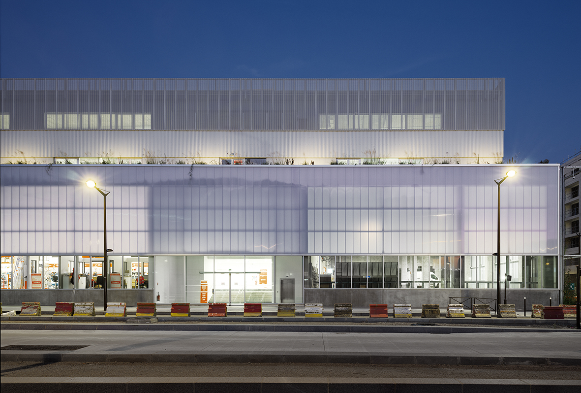 Logistic Center in the Ardoines district dscf3948