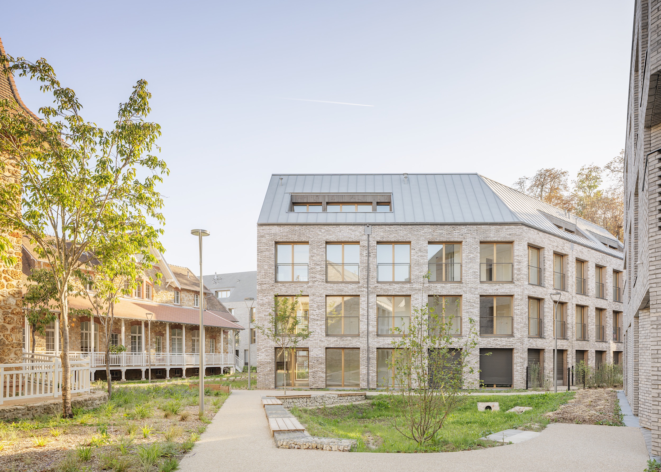 Logements dans le parc du domaine La Bruyère srp_2509170884_send_web